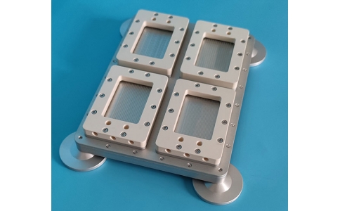 Lab-scale Glass Microchannel Reactor